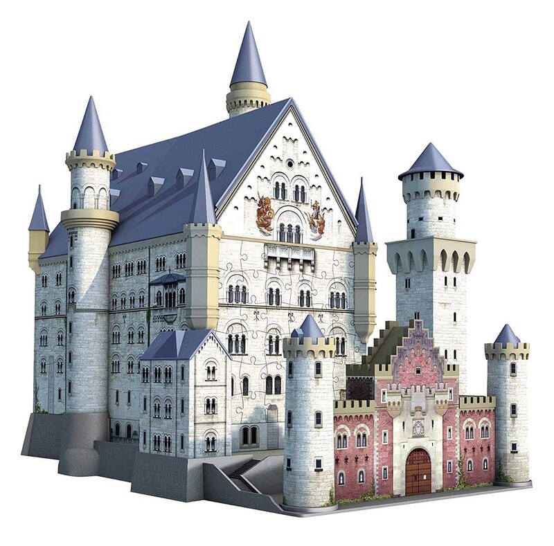 12573 Neuschwanstein Castle (216 pc)