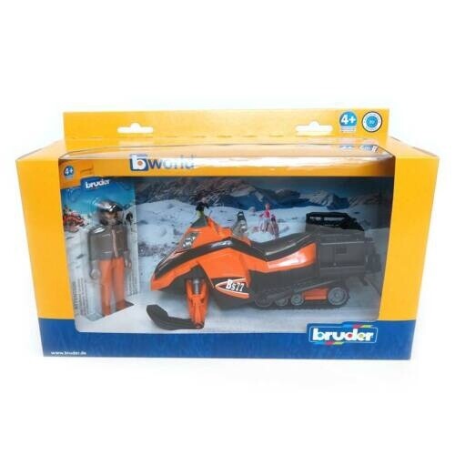 63101 Snowmobile with driver and accessories