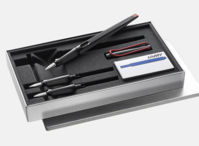 Calligraphy pens