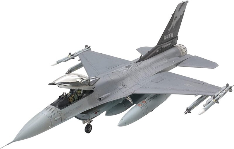 799-61101 1/48 LOCKHEED MARTIN F-16C BLOCK 25