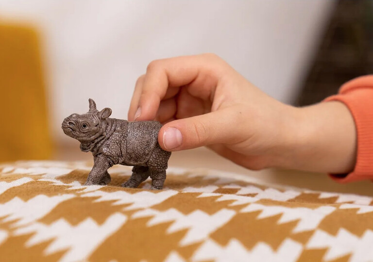 14860 Indian rhinoceros baby