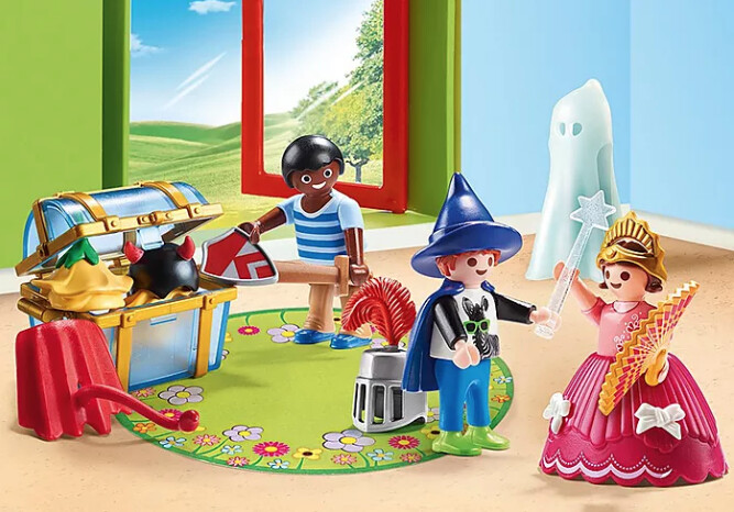 70283 Children with Costumes