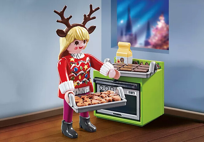 70877 Christmas Baker