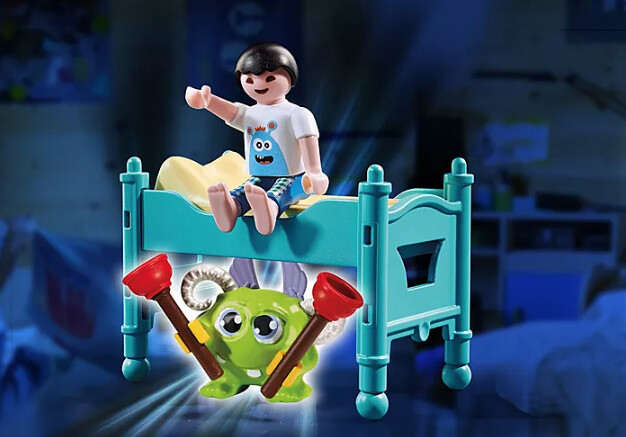 70876 Child with Monster