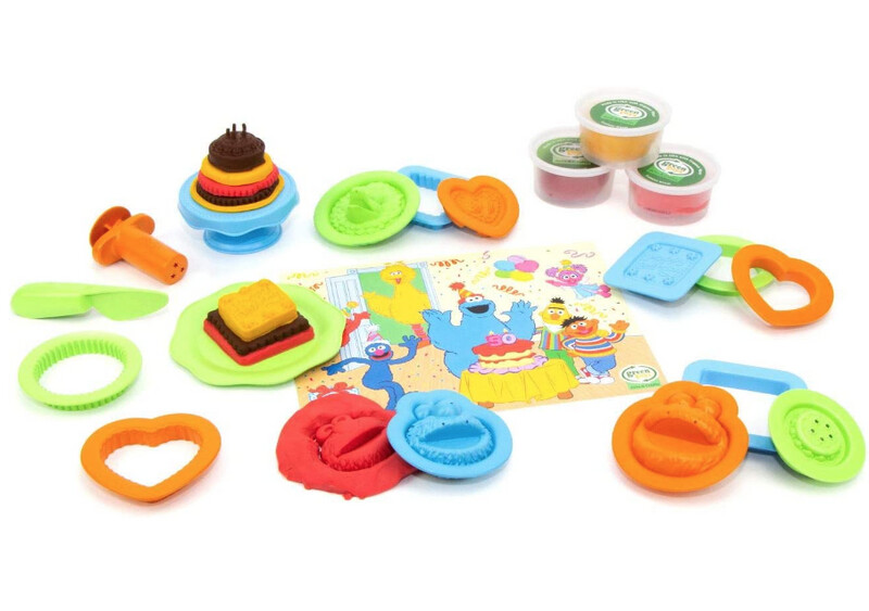 SSD50-1342 Green Toys Sesame Street 50th Anniversary Party Set