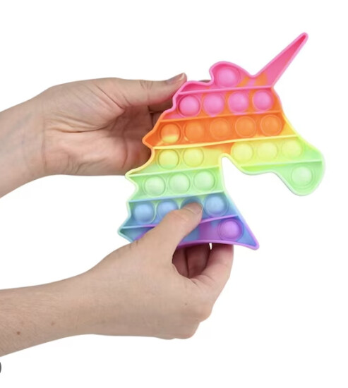 03-BPUR01 Bubble Poppers Rainbow Unicorn 8"