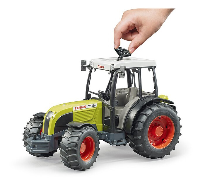 02110 Claas Nectis 267 F Tractor