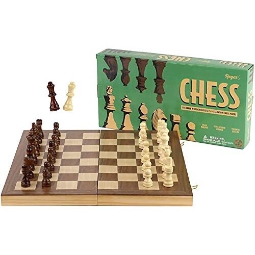 03-RCDW01 Regal Chess Set Deluxe w Wood Pieces (Foldable)