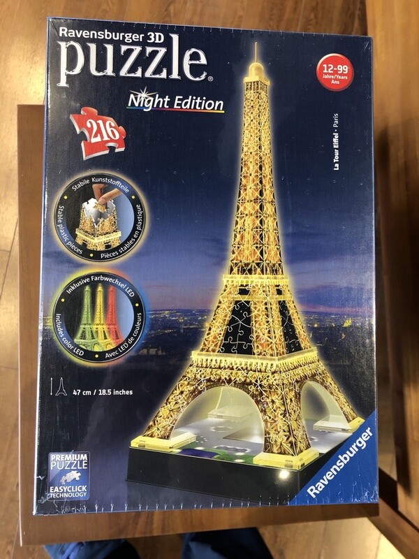 12579  Eiffel Tower - Night Edition