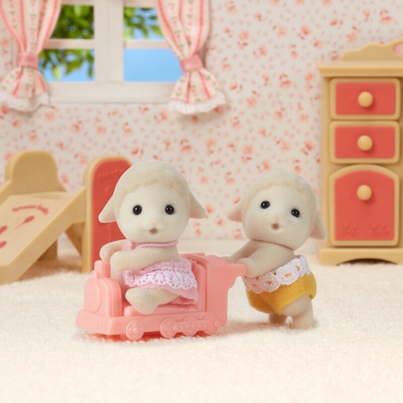 CC1968 Sheep Twins