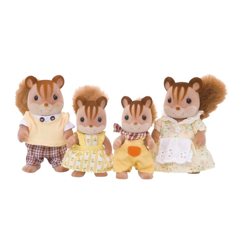 CC1480 Hazelnut Chipmunk Family