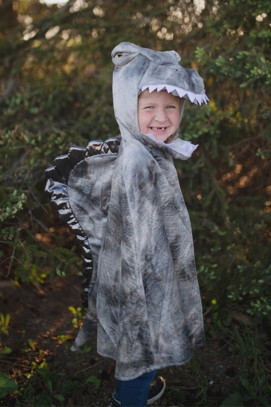 56835 Grandasaurus Spinosaurus Cape, Size 4-6