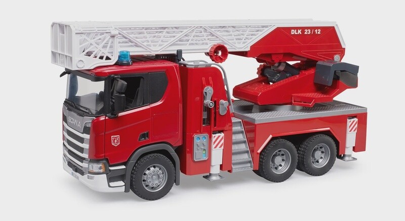 03591 NEW SCANIA Super 560R Fire engine w. water pump + L&amp;S module