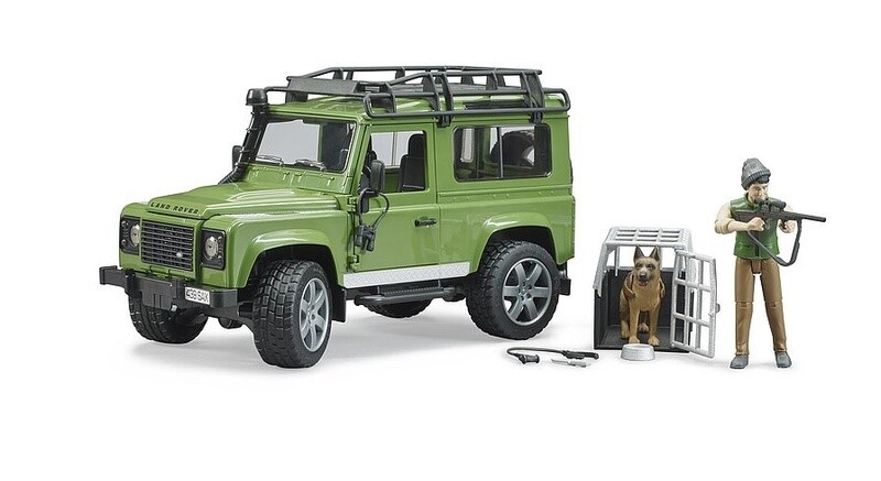 02587 NEW Land Rover w forester and dog