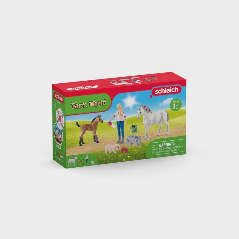 42486 FARM WORLD - VET VISITING MARE AND FOAL