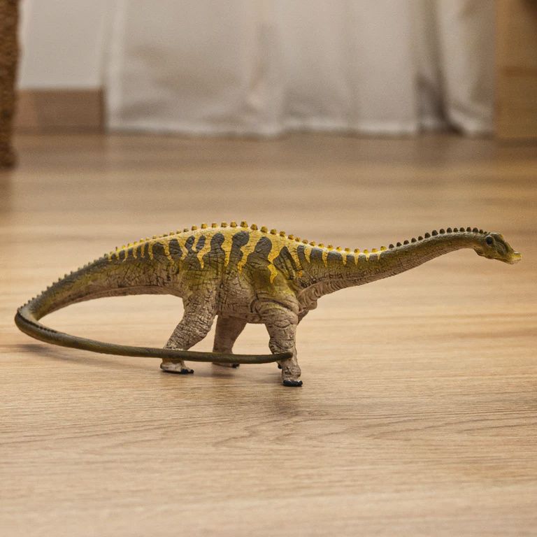 15047 Diplodocus