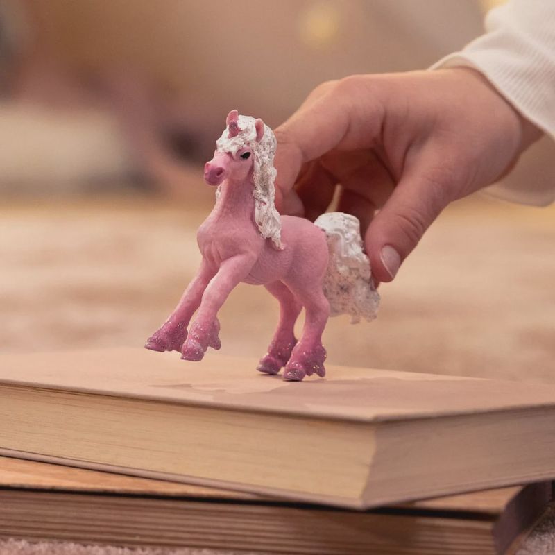 70832 Flower Unicorn Foal