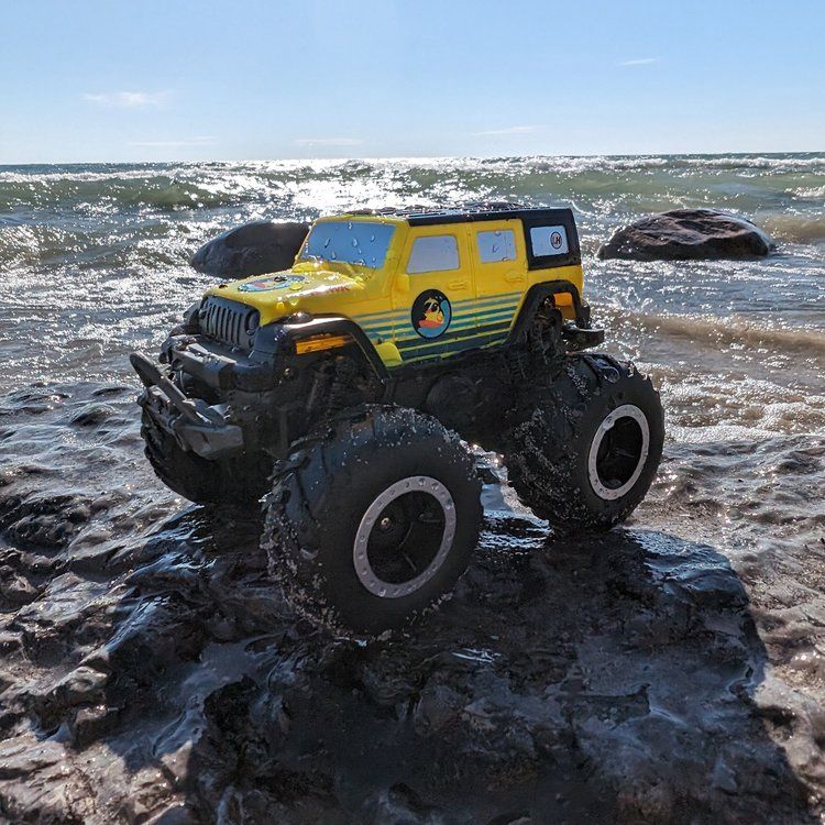 285-40035 LITEHAWK DUCK ( Amphibious suv) 4X4