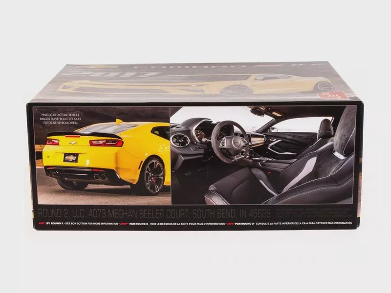 AMT1074 1:25 `17 Chevy Camaro SS 1LE