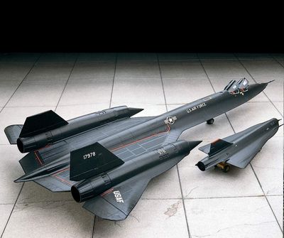 RMX5810 SR-71A BLACKBIRD