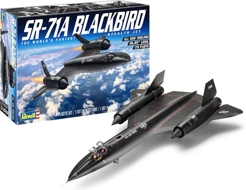 RMX5720 1:48 SR-71 A Blackbird