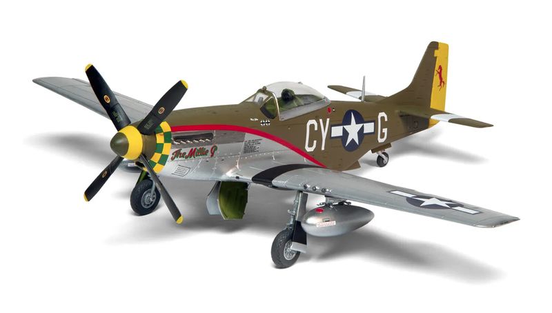 AIR05131A NORTH AMERICAN P−51D MUSTANG