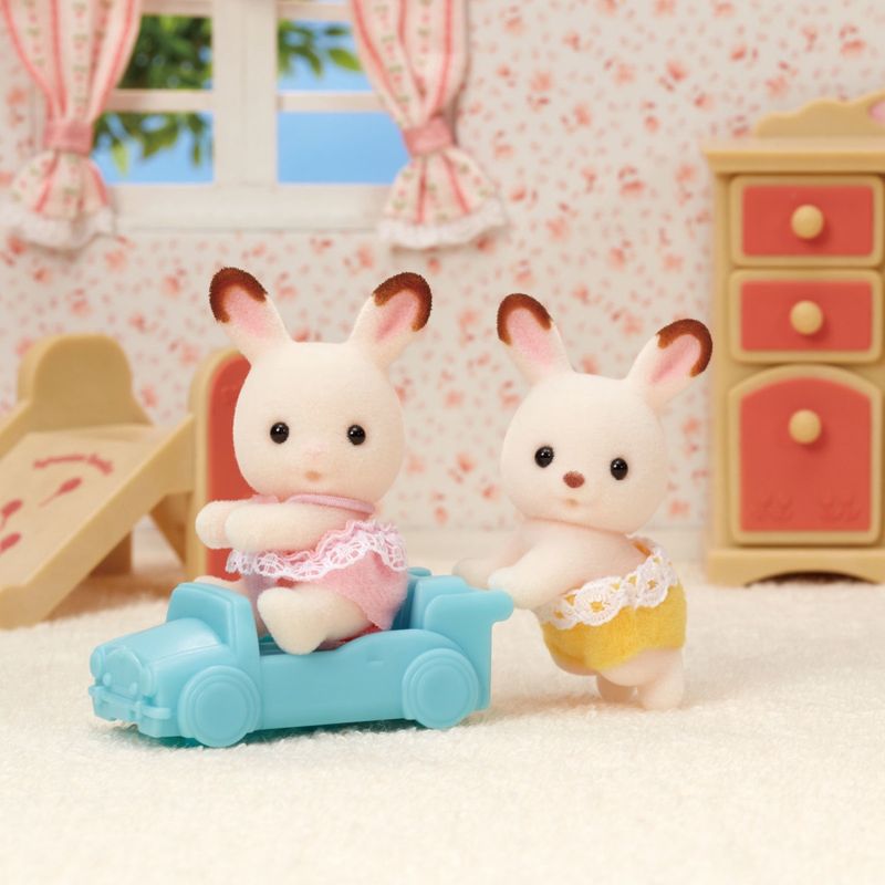 CC2099 Chocolate Rabbit Twins