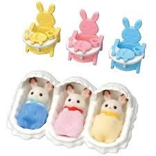 CC1906 BL TRIPLETS CARE SET CALICO CRITTERS