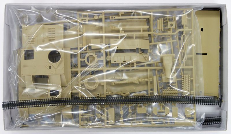 900-35087 TAM35087 GERMANSTURMGESCHUETZ 4 (1/35)