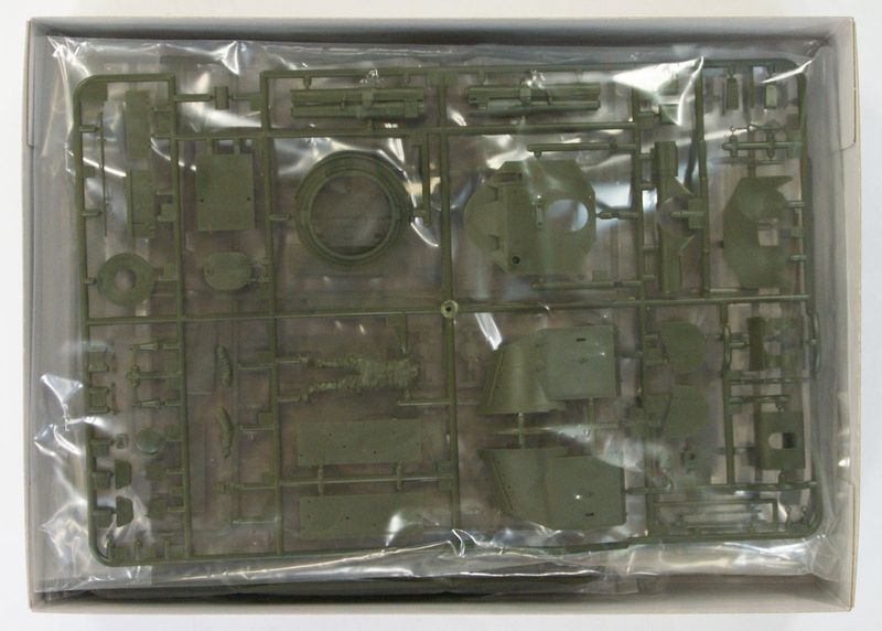 900-35318 TAM35318 FINNISH BT-42(1/35)