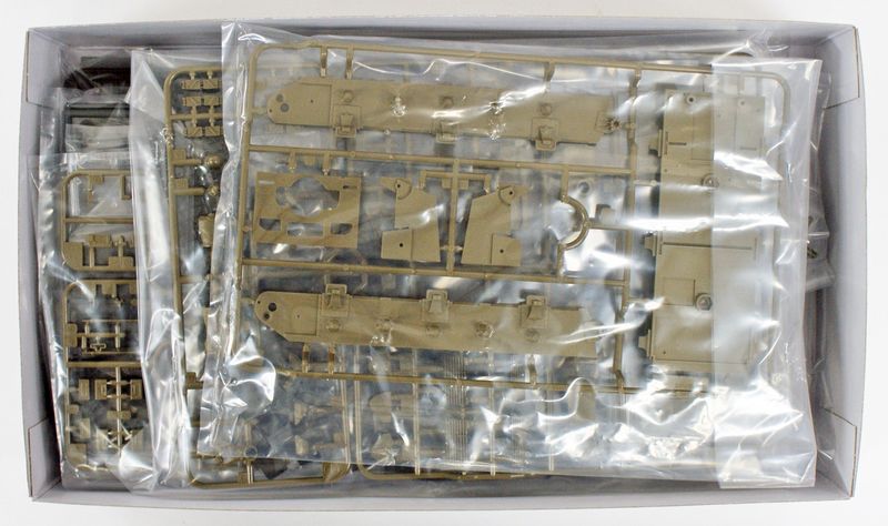 900-35359 TAM35359 EASY EIGHTKOREAN WAR (1/35)