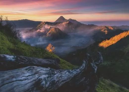 12000158 Beautiful Islands Mount Bromo 1000 Pc