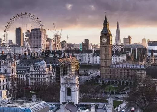 12000016 Beautiful Skylines London 1000 Pc Puzzle