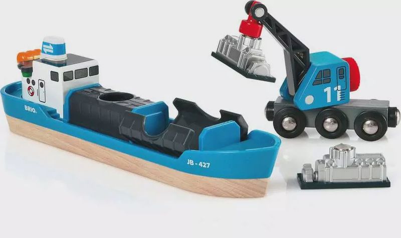 33534 Freight Ship &amp; Crane