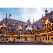 76-01536 The Hospices de Beaune