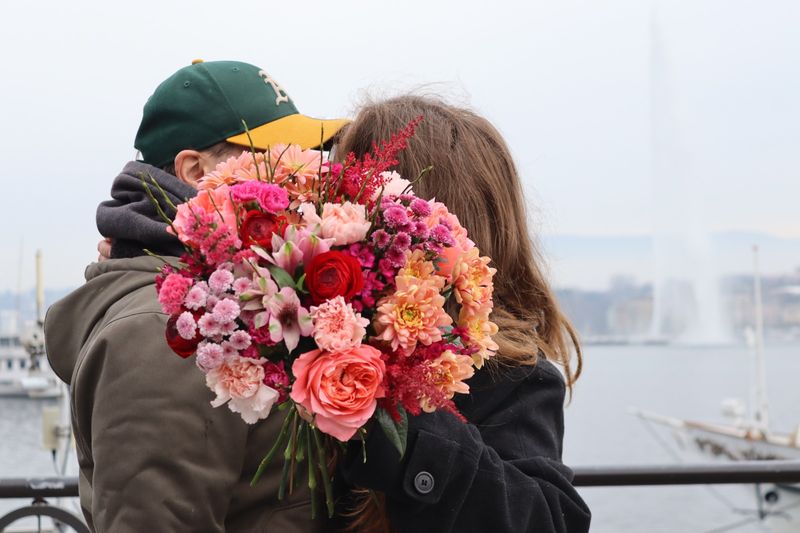 The Kiss – Softness &amp; Romance