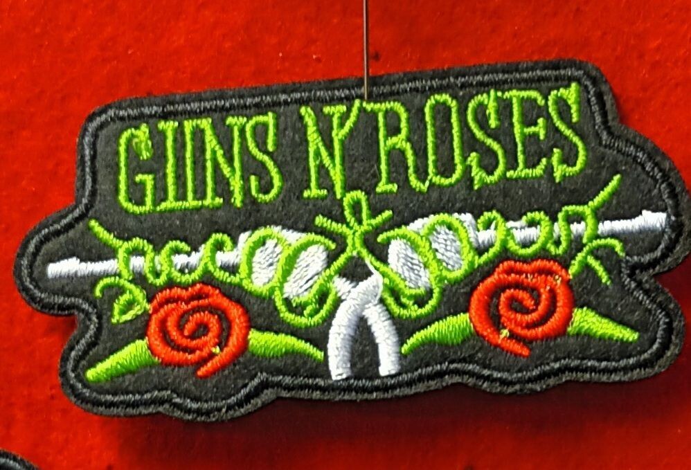 GUNS AND ROSES sew on patch