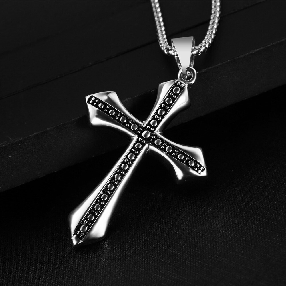 Blau Titanium Pendant