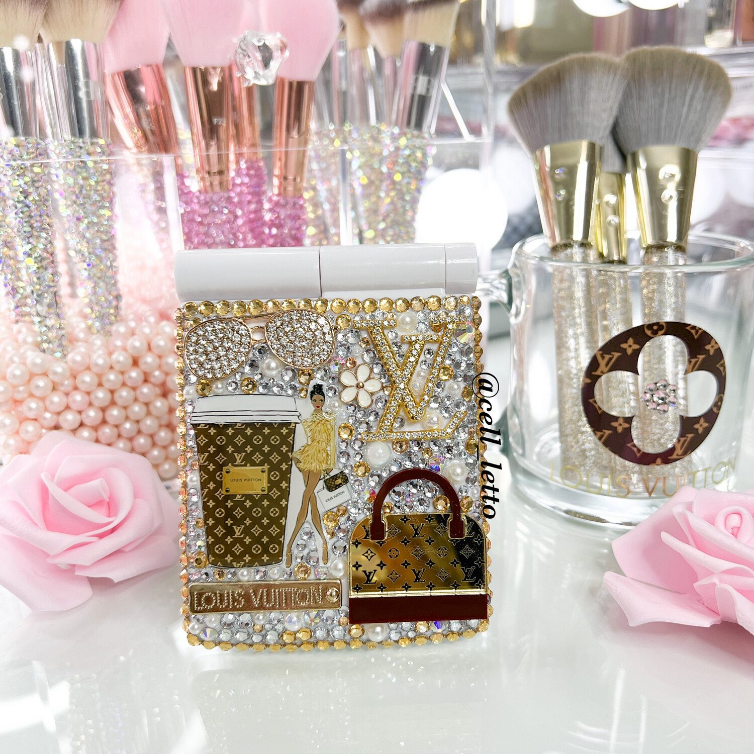 Gold Mono Fashion LED Compact Mirror