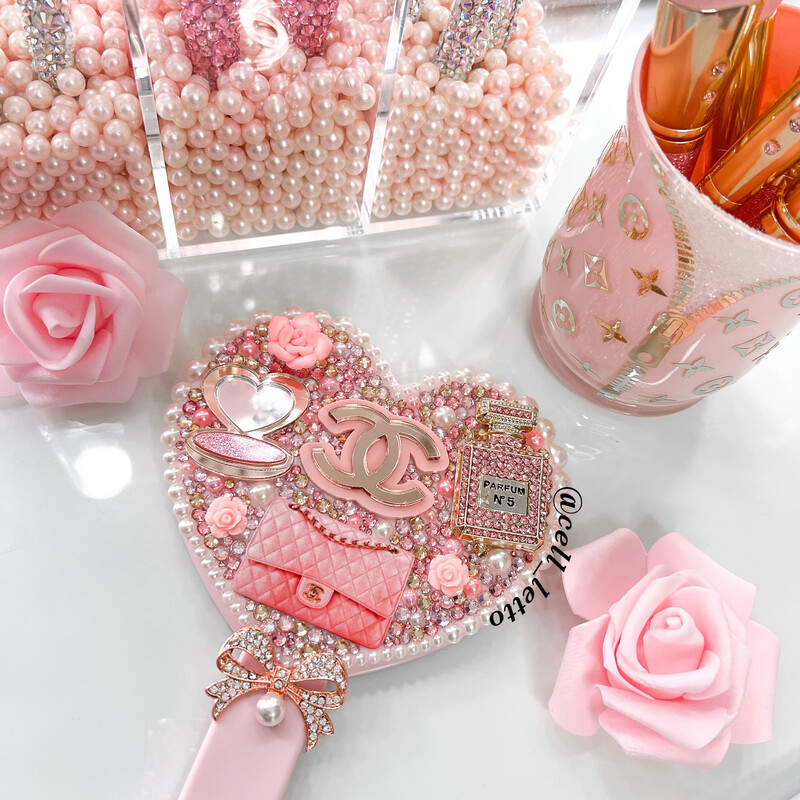 Miss Rose Gold Heart Handmirror