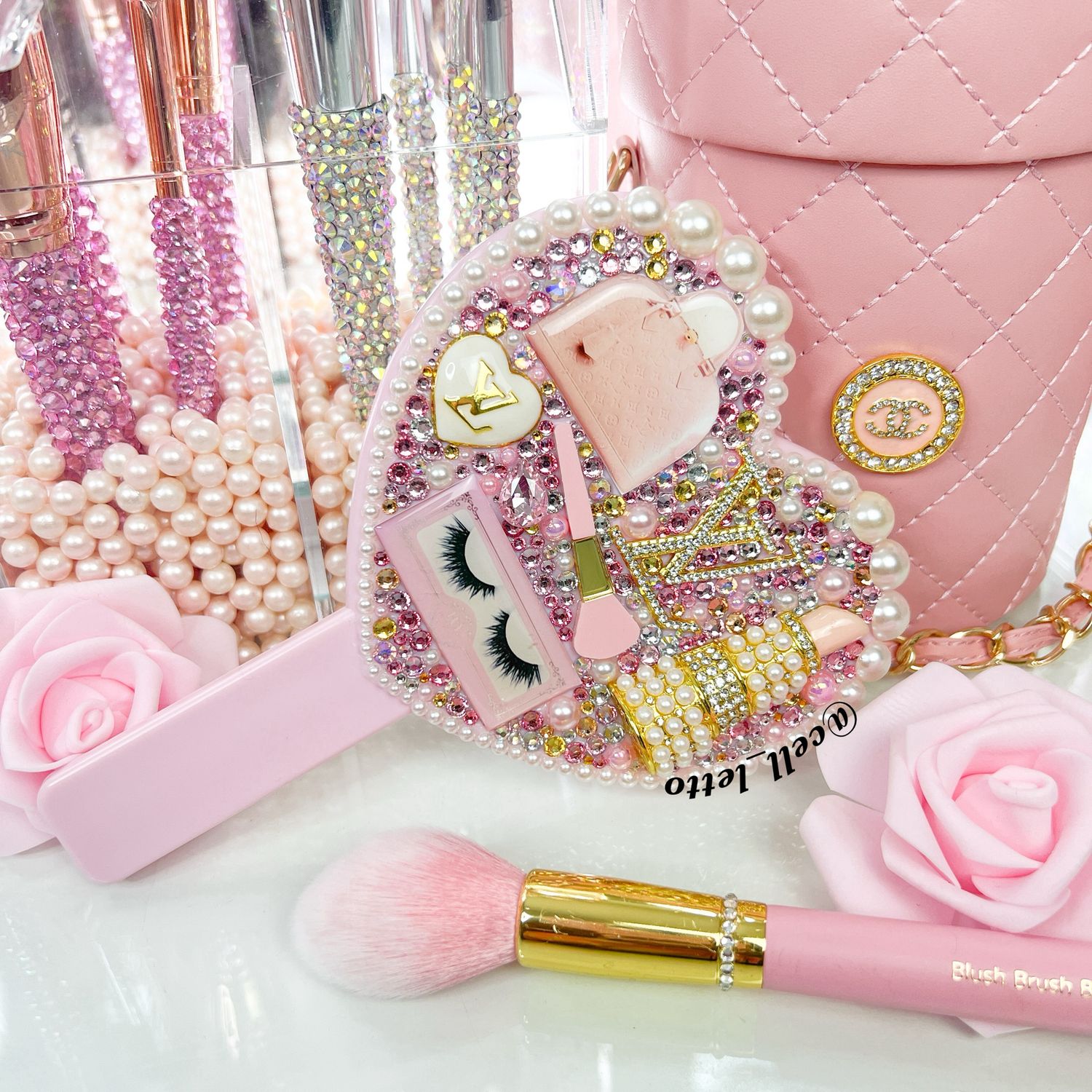 Glam Fashion Heart Hand Mirror