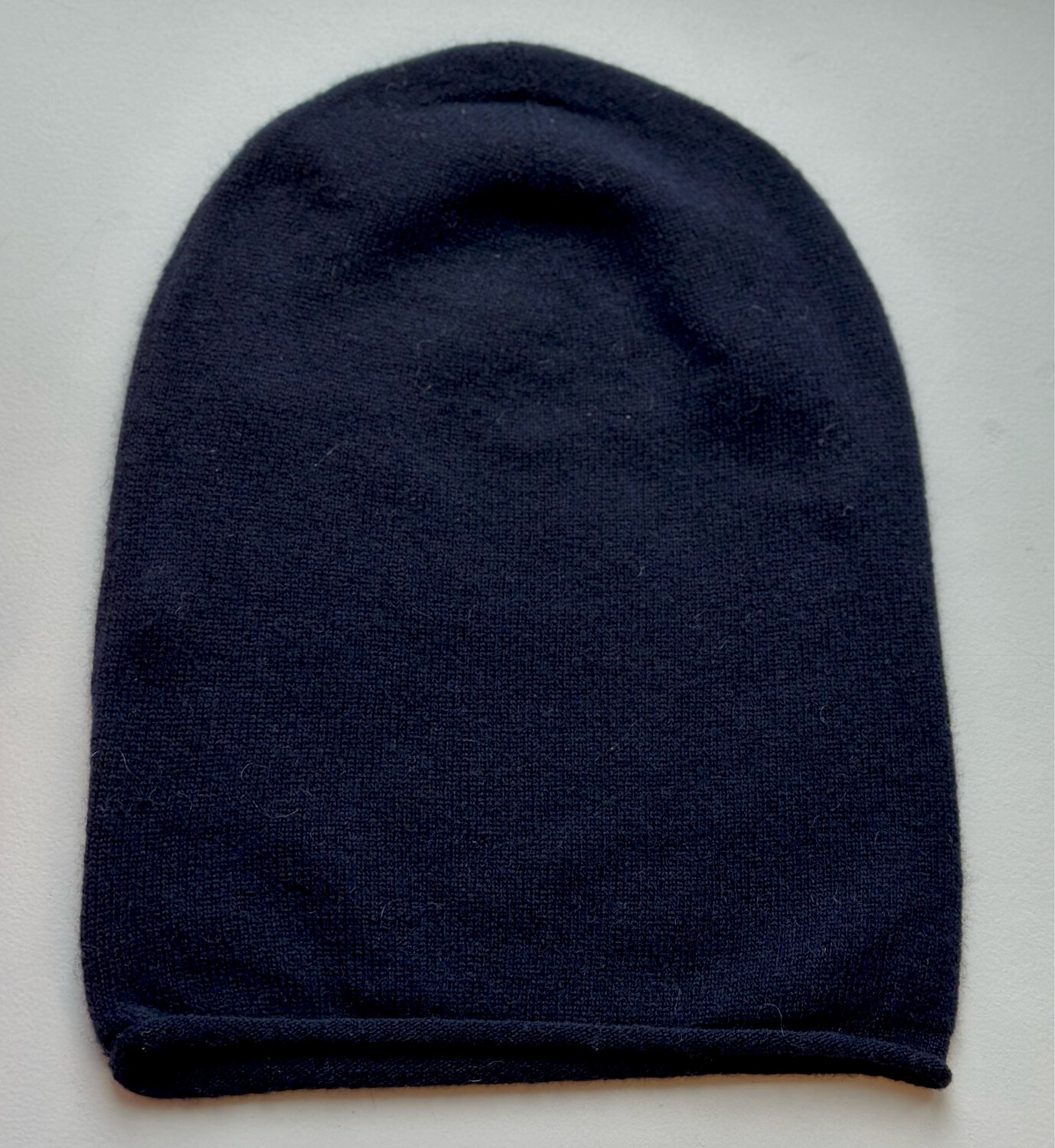 Dark blue cashmere hat