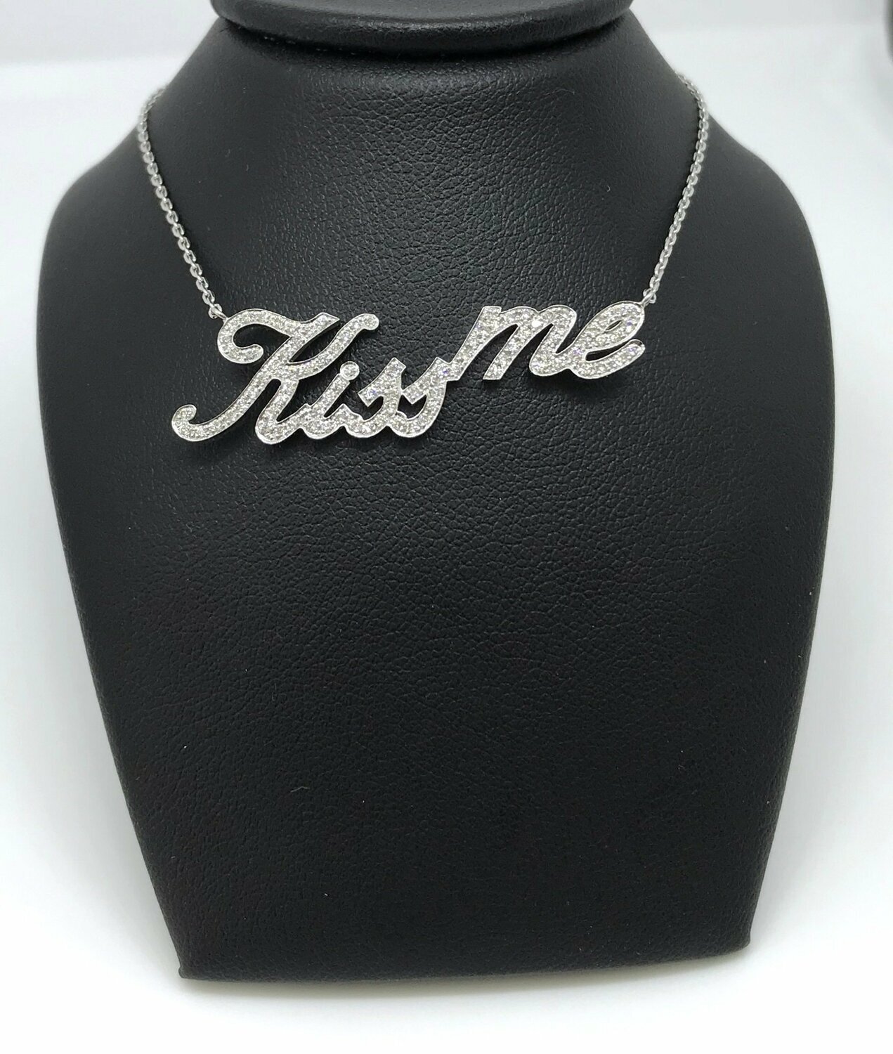 Pendentif Kiss me