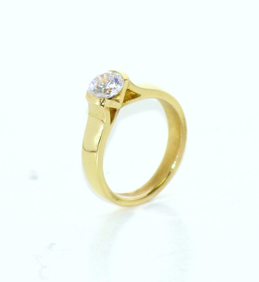 Solitaire Violette or jaune 18k 750/1000  serti d'un diamant