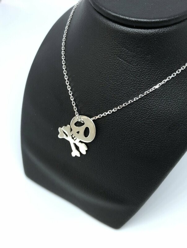 Pendentif tête de mort