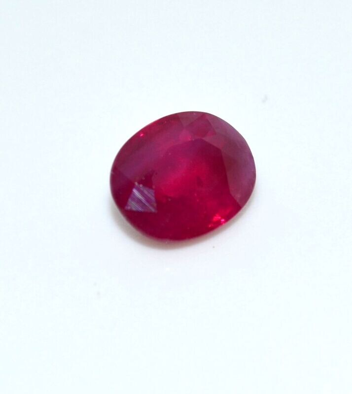 Rubis ovale