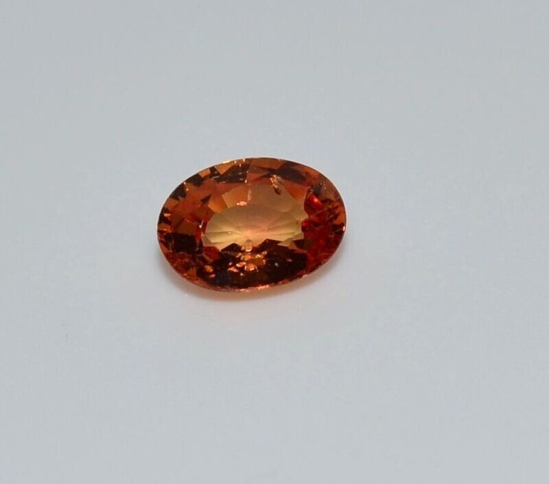 Saphir orange ovale