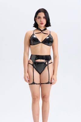 Sins Solid Black Top