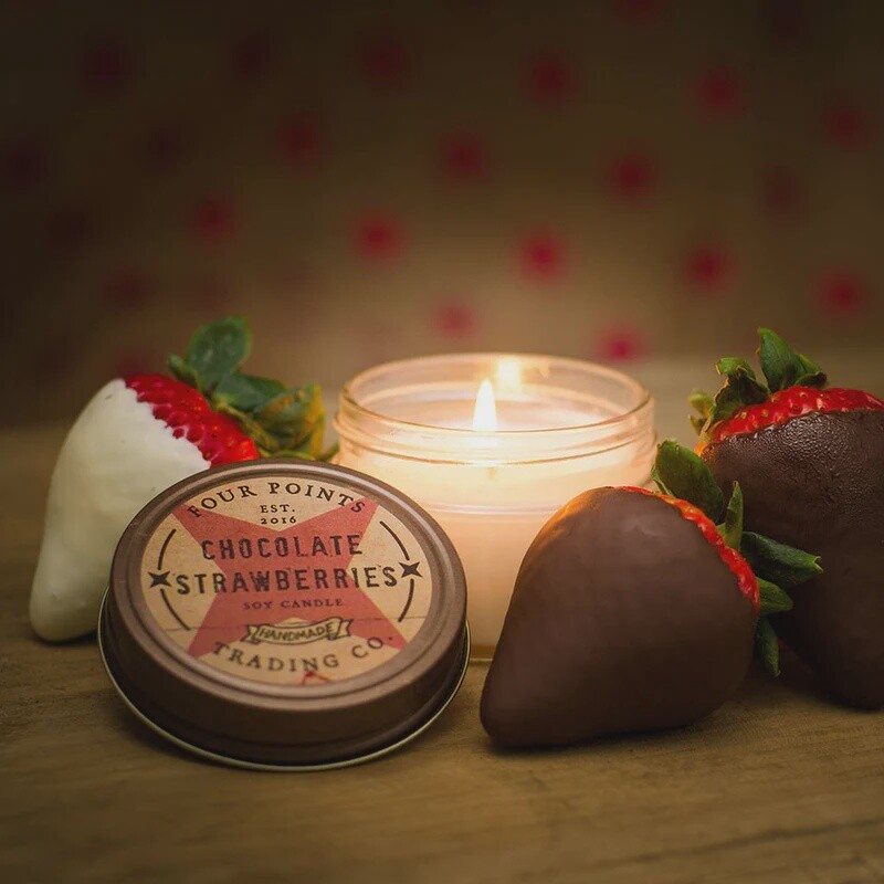 4 oz Soy Candle Chocolate Strawberries