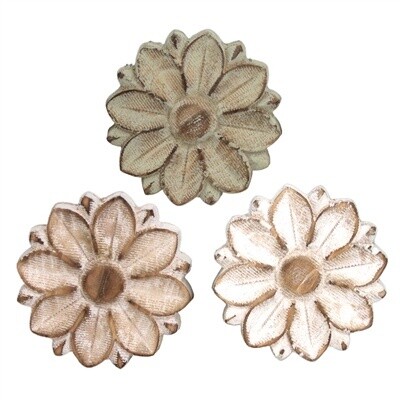 Wooden Daisy Hangers
